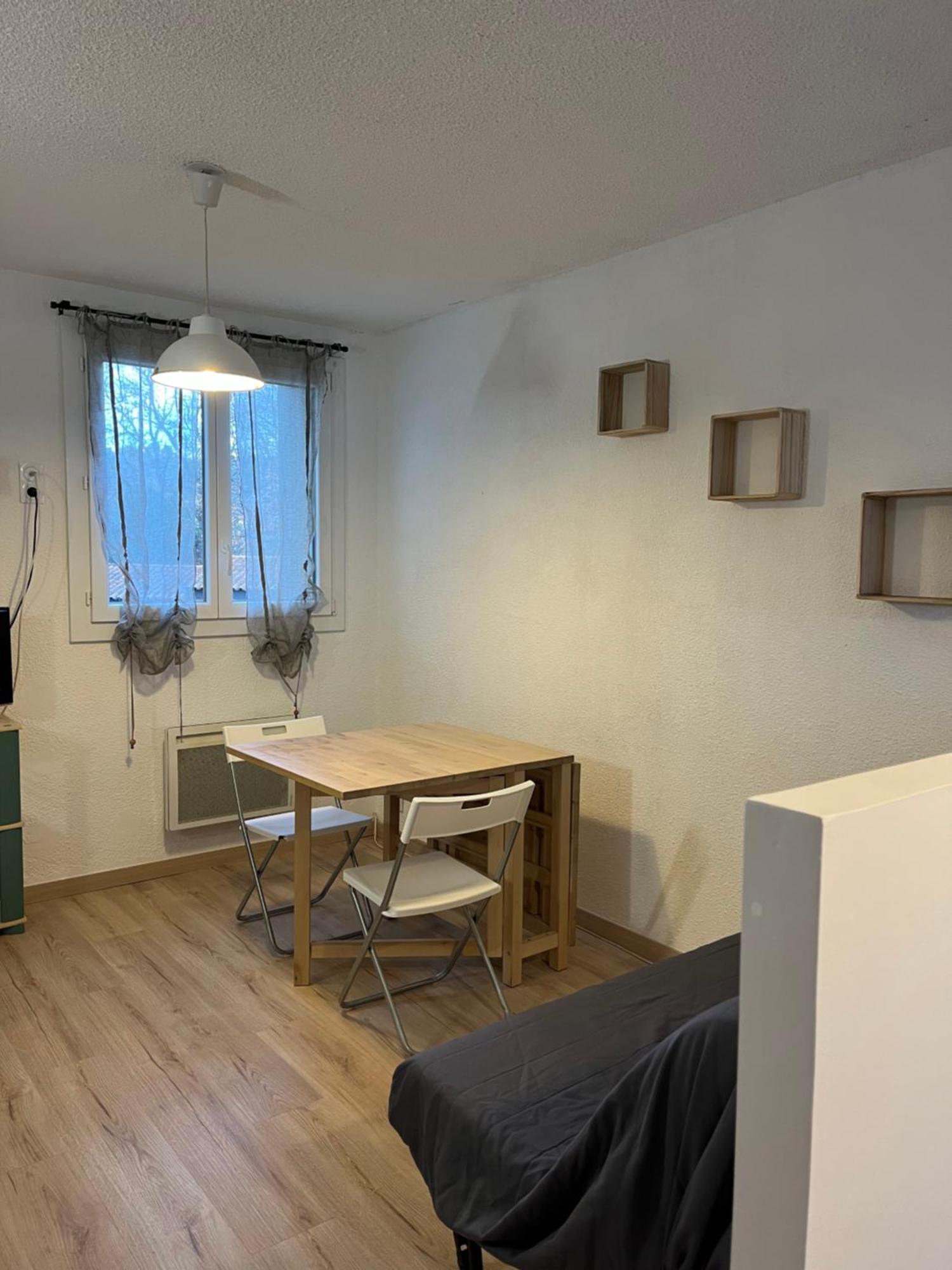 Appartement Moderne & Chaleureux Gréoux-les-Bains Exterior photo